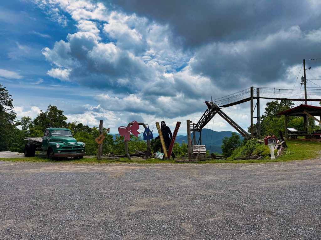 Photo Op Area στο Big Walker Lookout Tower